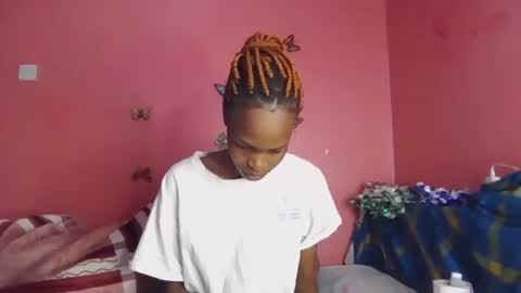 Snapshot of pinky_cockoo chatting on March 23, 8:07 am pinky_cockoo online show from March 23, 8:07 am