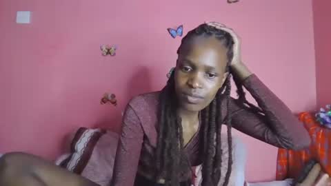 Snapshot of pinky_cockoo chatting on April 13, 6:02 pm pinky_cockoo online show from April 13, 6:02 pm