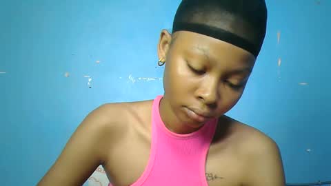 pinky_lov online show from November 1, 4:31 pm