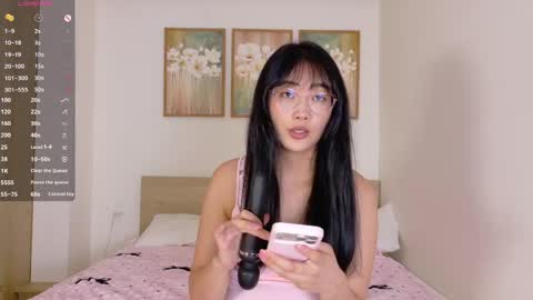 Polly online show from April 16, 9:10 am