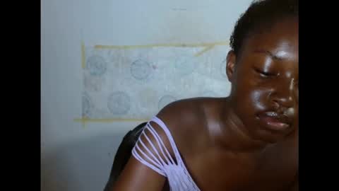 Snapshot of pinkykiki_247 chatting on November 4, 3:49 am pinkykiki_247 online show from November 4, 3:49 am