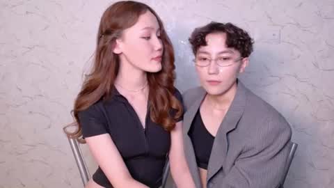 Li long hair and Ru short hair online show from July 21, 1:24 pm
