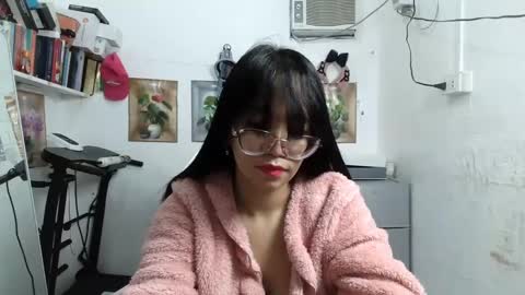 Rose online show from December 8, 6:43 am