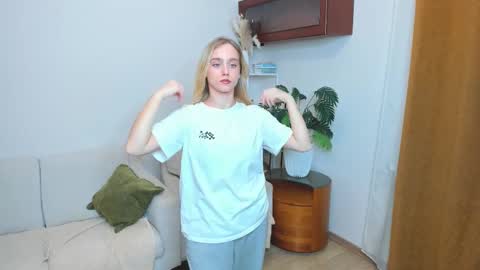 Kate online show from December 4, 7:06 am