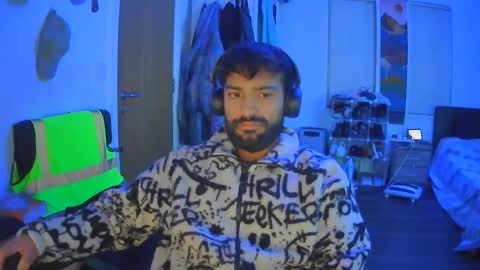 Snapshot of pinocicock chatting on March 4, 2:27 am Yash online show from March 4, 2:27 am