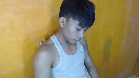 pinoy_palautogxxx online show from February 5, 3:05 pm