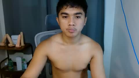 Snapshot of pinoyadriannexxx chatting on July 27, 1:23 am Adrianne online show from July 27, 1:23 am