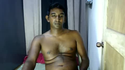 rayvienn online show from March 21, 3:48 pm