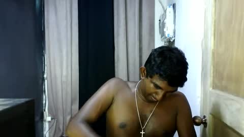 rayvienn online show from March 27, 5:35 am