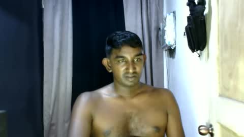 rayvienn online show from April 2, 3:09 pm