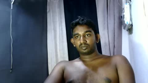 rayvienn online show from April 23, 4:14 am