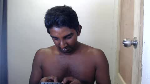 rayvienn online show from July 28, 2:24 pm