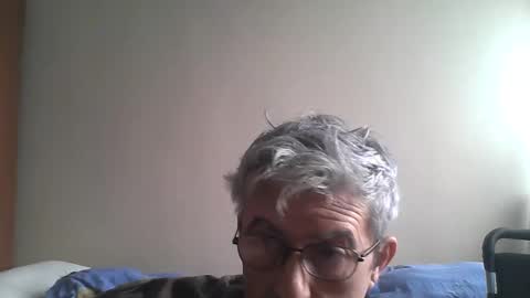 pipi2704 online show from February 15, 12:01 pm