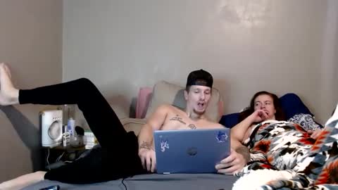 pippylongdickin online show from December 1, 5:34 am