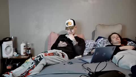 pippylongdickin online show from December 4, 1:59 am