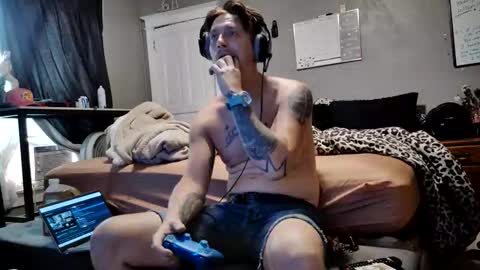 Snapshot of pippylongdickin chatting on May 20, 11:55 pm pippylongdickin online show from May 20, 11:55 pm