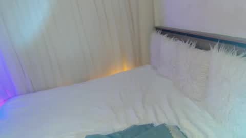 Ari online show from November 22, 2:49 pm