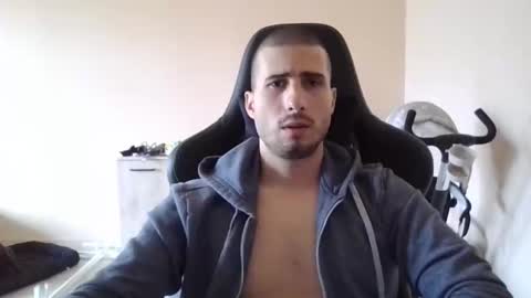 Snapshot of pirshi chatting on March 30, 12:39 pm Gifted One online show from March 30, 12:39 pm