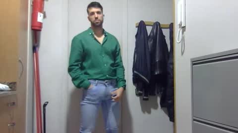 pitruki00 online show from February 11, 8:41 am