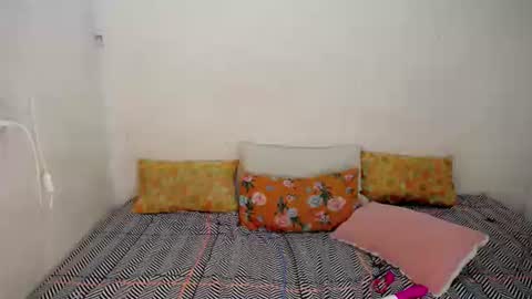 Snapshot of pixie_20 chatting on March 7, 1:13 am Jenny online show from March 7, 1:13 am