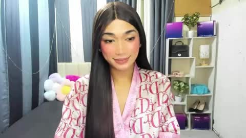 Snapshot of pixiedoll_ chatting on July 13, 5:27 pm pixiedoll_ online show from July 13, 5:27 pm