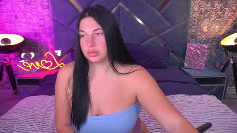 pixiehott online show from September 26, 9:30 pm