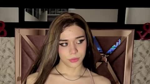 Snapshot of pixy_20 chatting on November 30, 3:54 am cris online show from November 30, 3:54 am