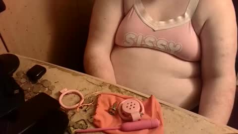 Snapshot of piznam chatting on March 28, 7:46 pm gingersissy online show from March 28, 7:46 pm