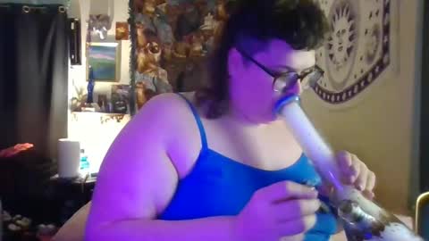 Snapshot of pizzabuttstuff chatting on December 18, 2:32 am daddy pizza online show from December 18, 2:32 am