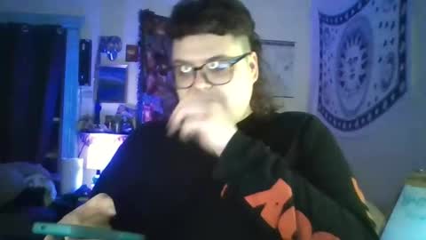 Snapshot of pizzabuttstuff chatting on January 2, 1:38 am daddy pizza online show from January 2, 1:38 am