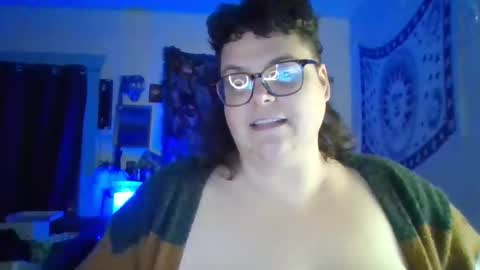 Snapshot of pizzabuttstuff chatting on February 14, 3:22 am daddy pizza online show from February 14, 3:22 am