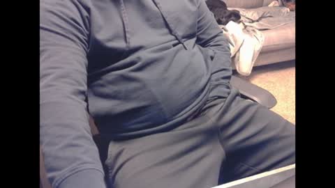 pj1212 online show from December 10, 9:43 pm