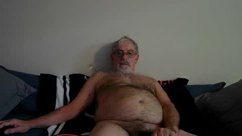 pjdaddjo775 online show from September 17, 7:21 am