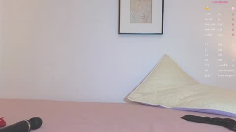 Angie Henao online show from January 3, 8:22 pm