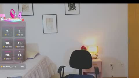 Angie Henao online show from February 4, 6:49 pm