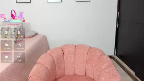 Angie Henao online show from January 17, 4:43 pm