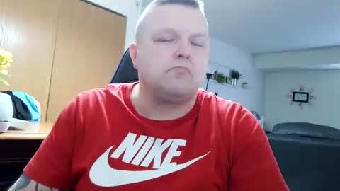 pkgotnos1 online show from March 21, 6:55 pm