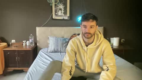 placebo14 online show from January 14, 3:39 pm