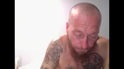 Snapshot of plainsigh5 chatting on April 12, 10:31 am plainsigh5 online show from April 12, 10:31 am