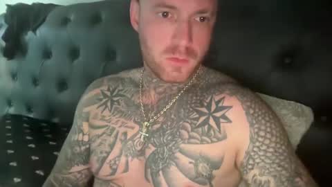 Snapshot of platinum_338 chatting on September 20, 2:07 pm platinum_338 online show from September 20, 2:07 pm