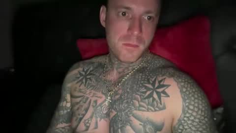 Snapshot of platinum_338 chatting on October 29, 1:24 pm platinum_338 online show from October 29, 1:24 pm