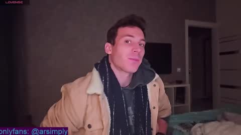 Arsenii online show from December 3, 3:25 am