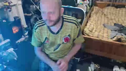 Snapshot of playboy_horny chatting on November 4, 7:51 am playboy_horny online show from November 4, 7:51 am