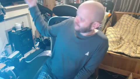 Snapshot of playboy_horny chatting on December 15, 11:20 pm playboy_horny online show from December 15, 11:20 pm