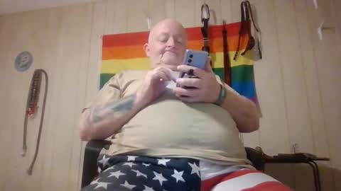 chaz online show from April 28, 4:06 am