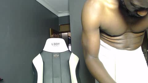 playboytit online show from October 9, 7:06 am