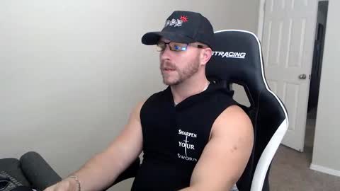 Player online show from November 12, 5:57 pm