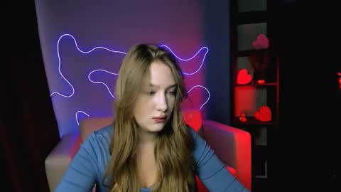 Sophie online show from October 5, 9:40 am