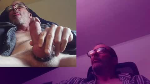 Snapshot of playfuljoy chatting on September 15, 1:27 am StudMan online show from September 15, 1:27 am