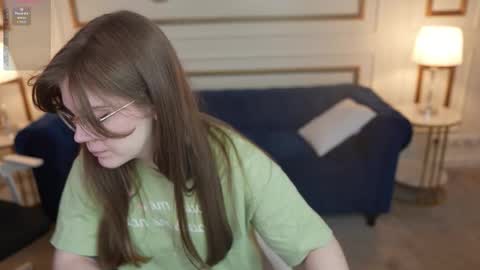 Snapshot of playhard054 chatting on February 11, 11:37 am Lana online show from February 11, 11:37 am